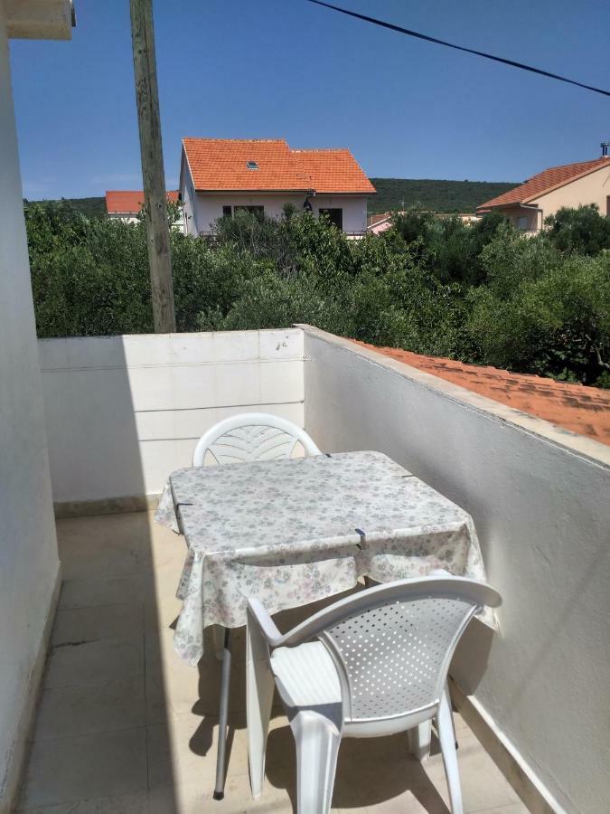 Apartmani Tonica Sukosan Exterior photo
